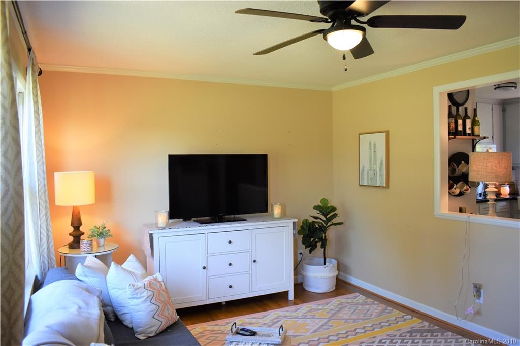 6060 Lineberger Road Sherrills Ford, NC 28673 - Photo 7 of 41 Gallery Image 7