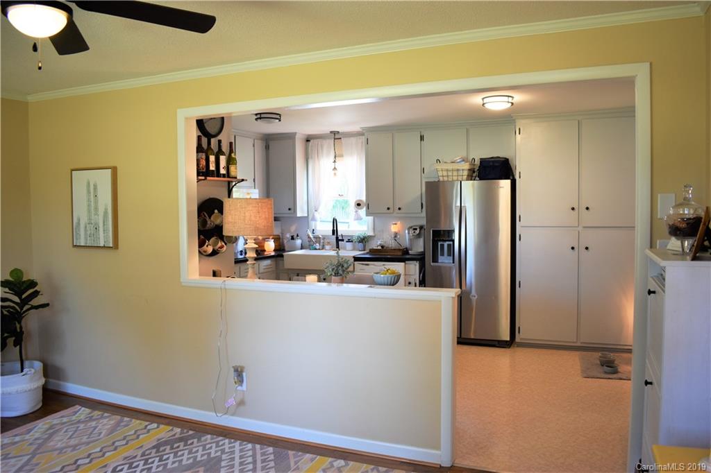 6060 Lineberger Road Sherrills Ford, NC 28673 - Photo 8 of 41 Gallery Image 8
