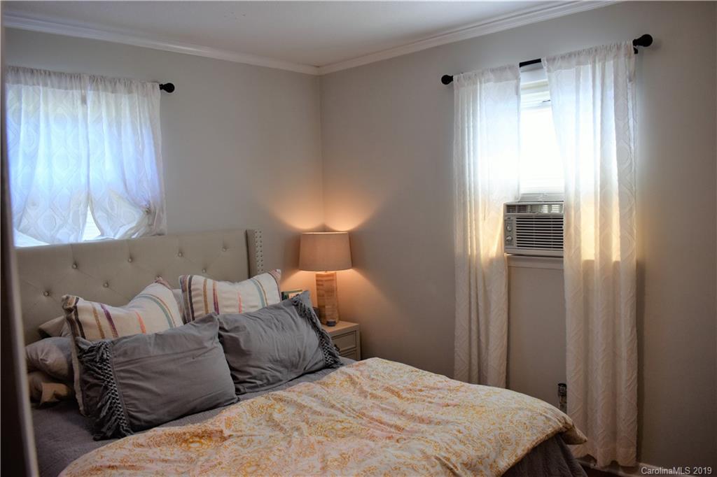 6060 Lineberger Road Sherrills Ford, NC 28673 - Photo 9 of 41 Gallery Image 9