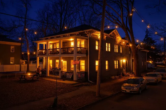 $395,000 | 621 Chapel Street, Ottawa, IL 61350