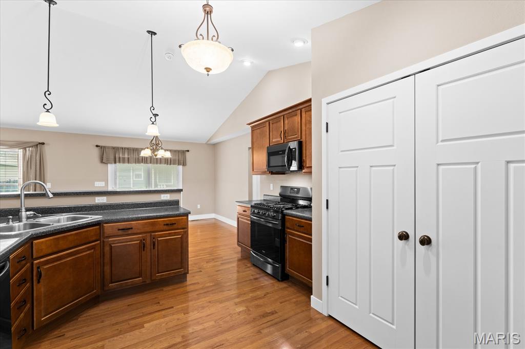 708 Longfellow Drive O'Fallon, IL 62269 - Photo 17 of 52