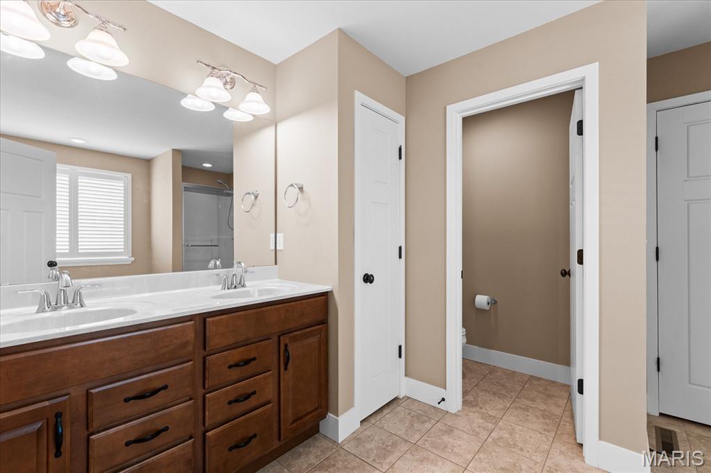 708 Longfellow Drive O'Fallon, IL 62269 - Photo 41 of 52