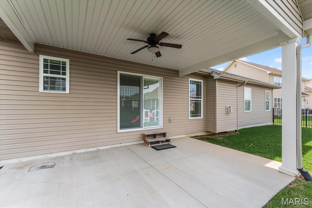 708 Longfellow Drive O'Fallon, IL 62269 - Photo 6 of 52