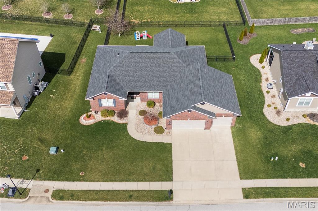 708 Longfellow Drive O'Fallon, IL 62269 - Photo 7 of 52