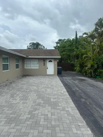 $2,900 | 4786 Cambridge Street, Lake Worth, FL 33463