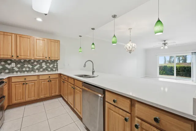 a close view of sink and tap