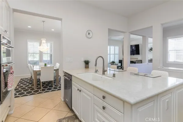 $867,000 | 23734 Mahogany Court, Valencia, CA 91354