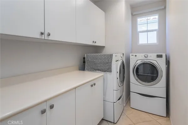 $867,000 | 23734 Mahogany Court, Valencia, CA 91354