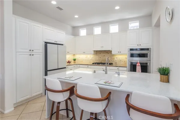 $867,000 | 23734 Mahogany Court, Valencia, CA 91354