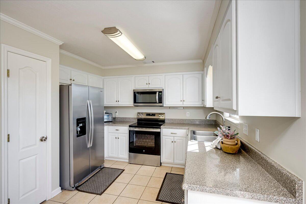 4022 Rosedale Place Grovetown, GA 30813 - Photo 10 of 37 Kitchen