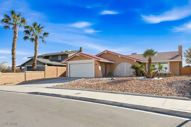 $464,900 | 1524 Christina Drive, Boulder City, NV 89005