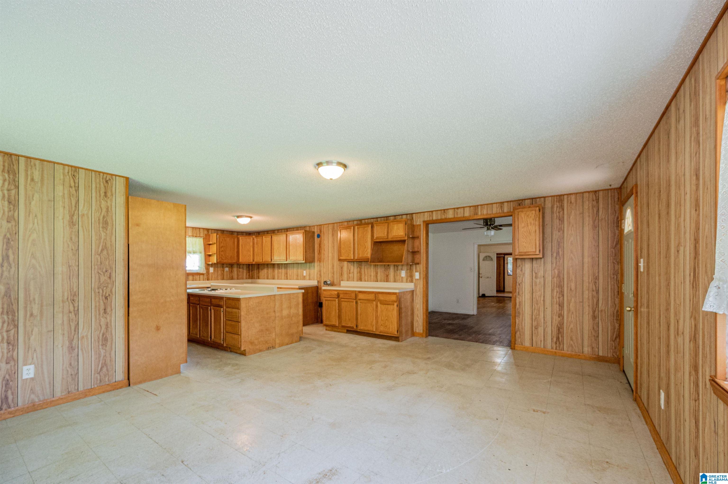 2484 Lively Road Adamsville, AL 35005 - Photo 16 of 50