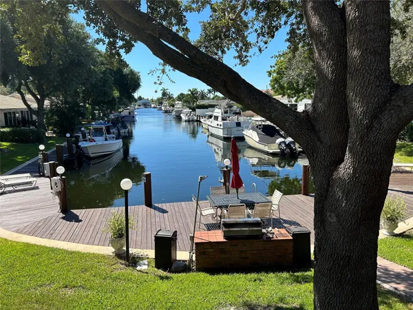 $2,400 | 2800 Northeast 14th Street Causeway, Unit 207, Pompano Beach, FL 33062