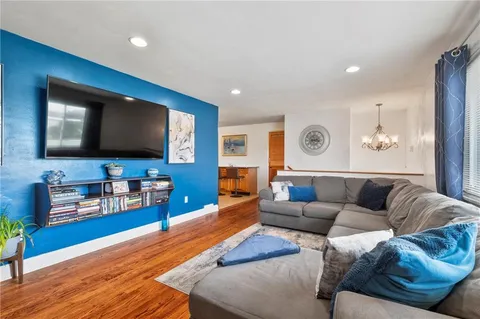 $265,000 | 2739 Iowa Drive, New Kensington, PA 15068