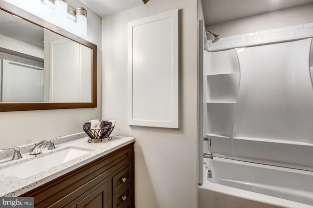 $1,365,000 | 41217 Little River Turnpike, Aldie, VA 20105