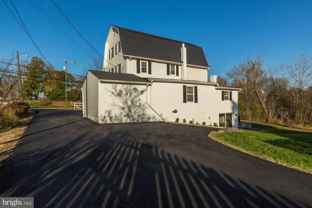 $1,365,000 | 41217 Little River Turnpike, Aldie, VA 20105