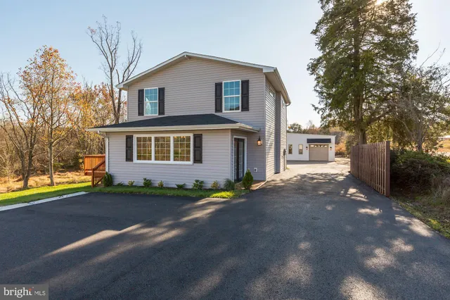 $1,365,000 | 41217 Little River Turnpike, Aldie, VA 20105