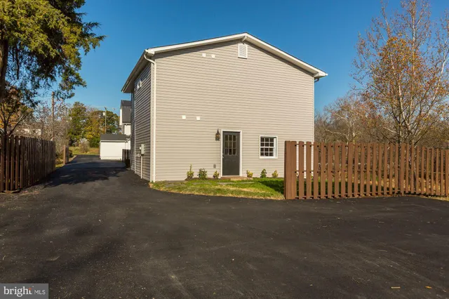 $1,365,000 | 41217 Little River Turnpike, Aldie, VA 20105