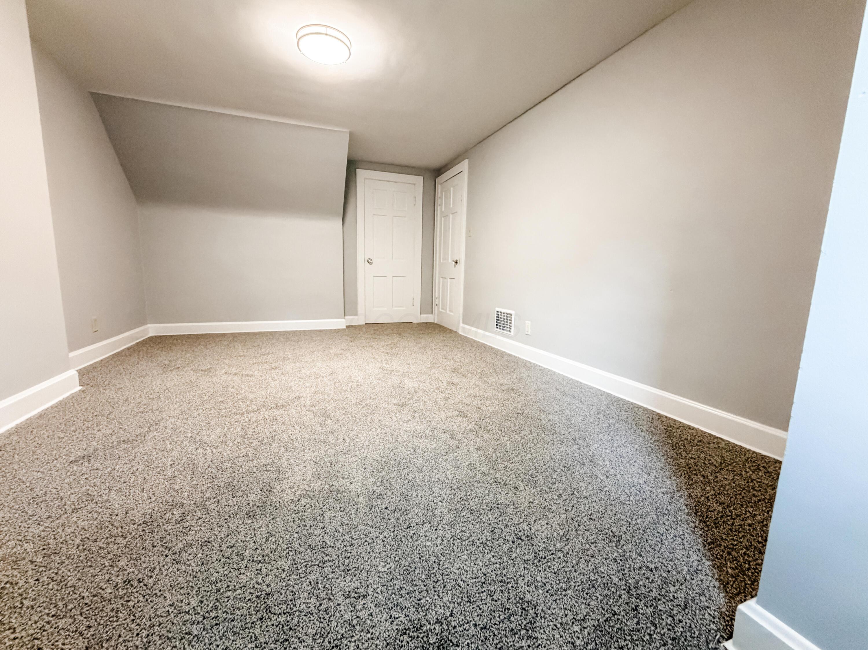 1693 Baltimore Road Northwest Lancaster, OH 43130 - Photo 20 of 38 Bedroom 3