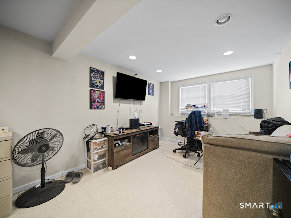 178 Osborn Road Naugatuck, CT 06770 - Photo 19 of 27