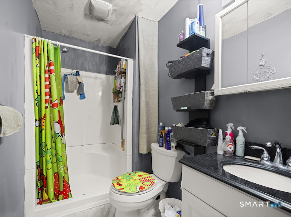 178 Osborn Road Naugatuck, CT 06770 - Photo 9 of 27