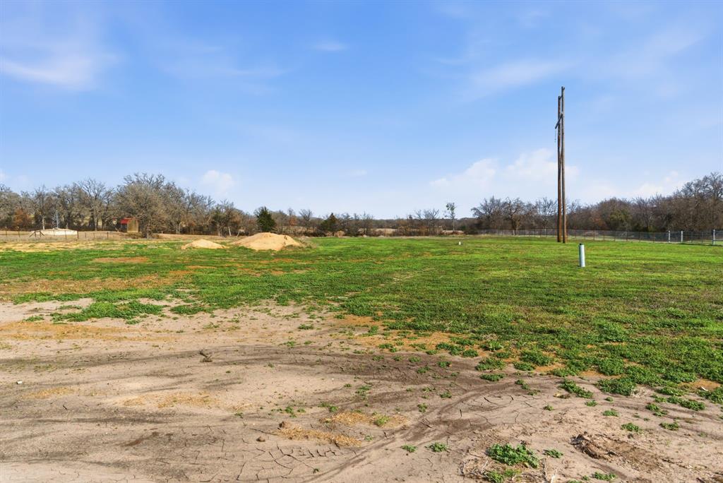 119 Cooperstown Drive Springtown, TX 76082 - Photo 27 of 33 a view of a ocean with a beach