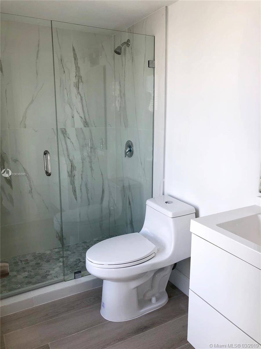 1300 Alton Road, Unit 7D Miami Beach, FL 33139 - Photo 3 of 13 Gallery Image 3