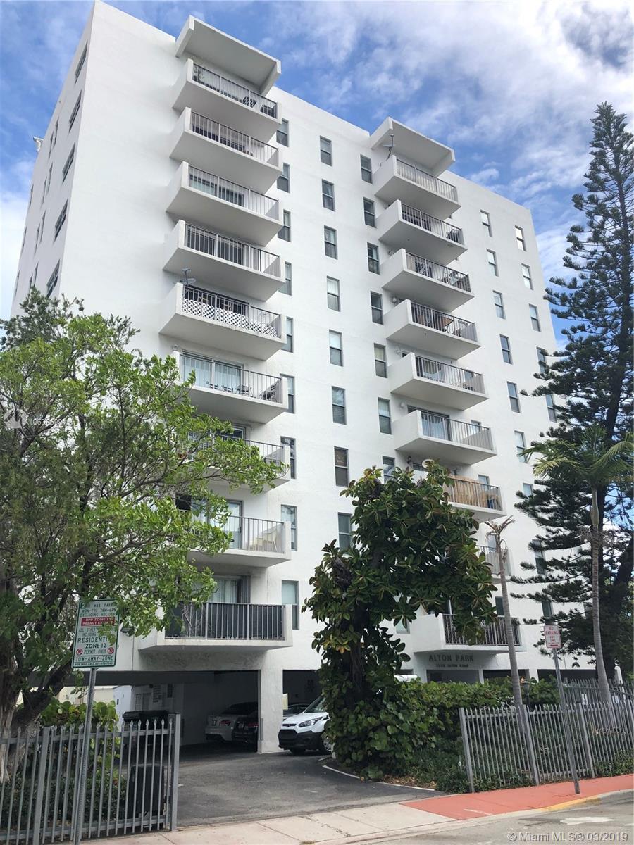 1300 Alton Road, Unit 7D Miami Beach, FL 33139 - Photo 9 of 13 Gallery Image 9