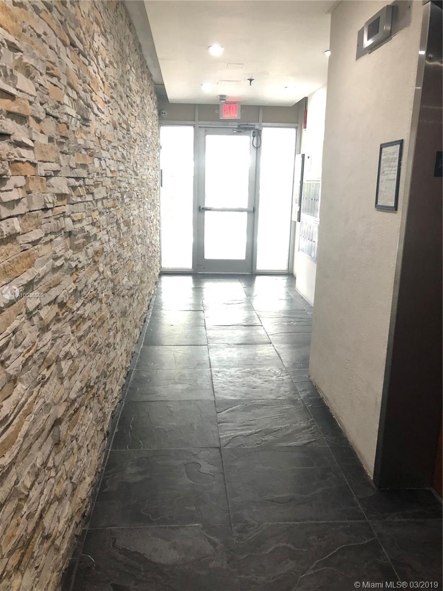 1300 Alton Road, Unit 7D Miami Beach, FL 33139 - Photo 10 of 13 Gallery Image 10