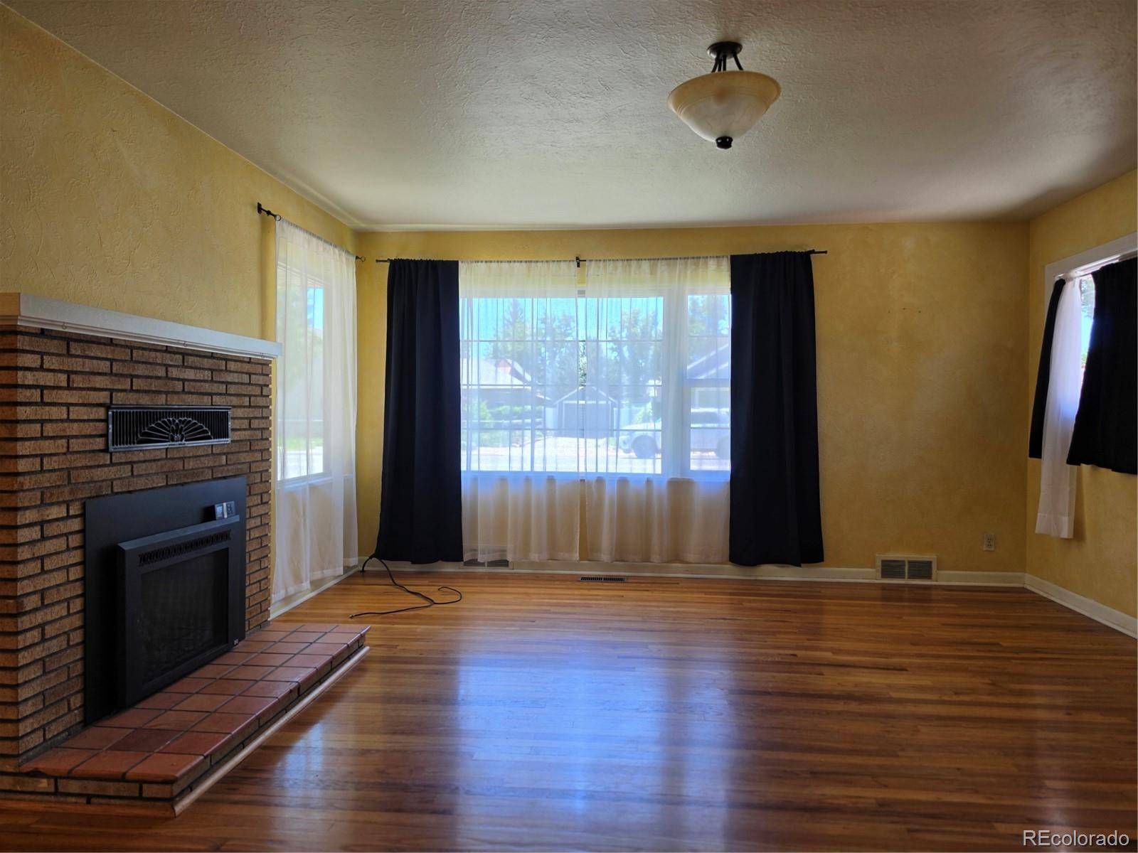 711 First Street Alamosa, CO 81101 - Photo 6 of 31