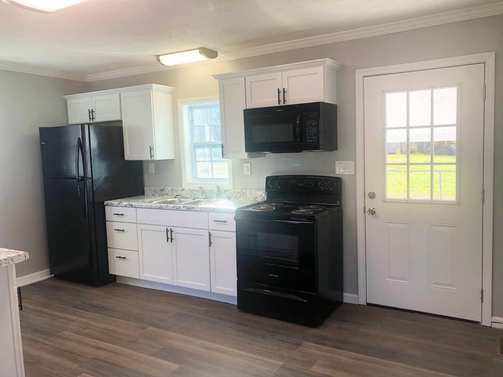 161 Roaring Springs Road LaFayette, KY 42254 - Photo 6 of 18 Gallery Image 6