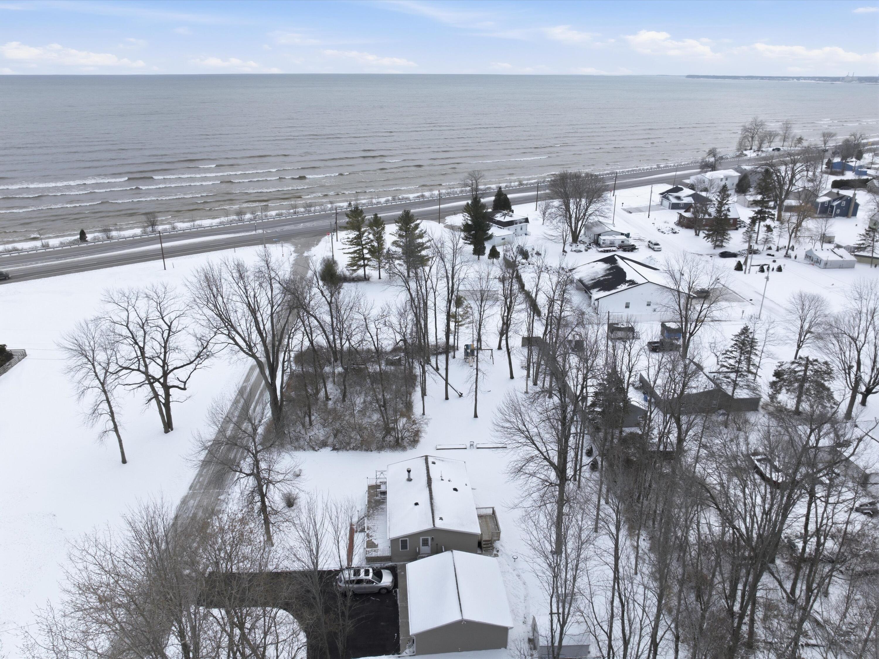 Two Florence Street Two Rivers, WI 54241 - Photo 5 of 11 04-008_DJI_20251205134812_0089_D