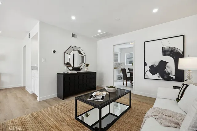 $619,998 | 6101 Fulton Avenue, Unit 8, Van Nuys, CA 91401