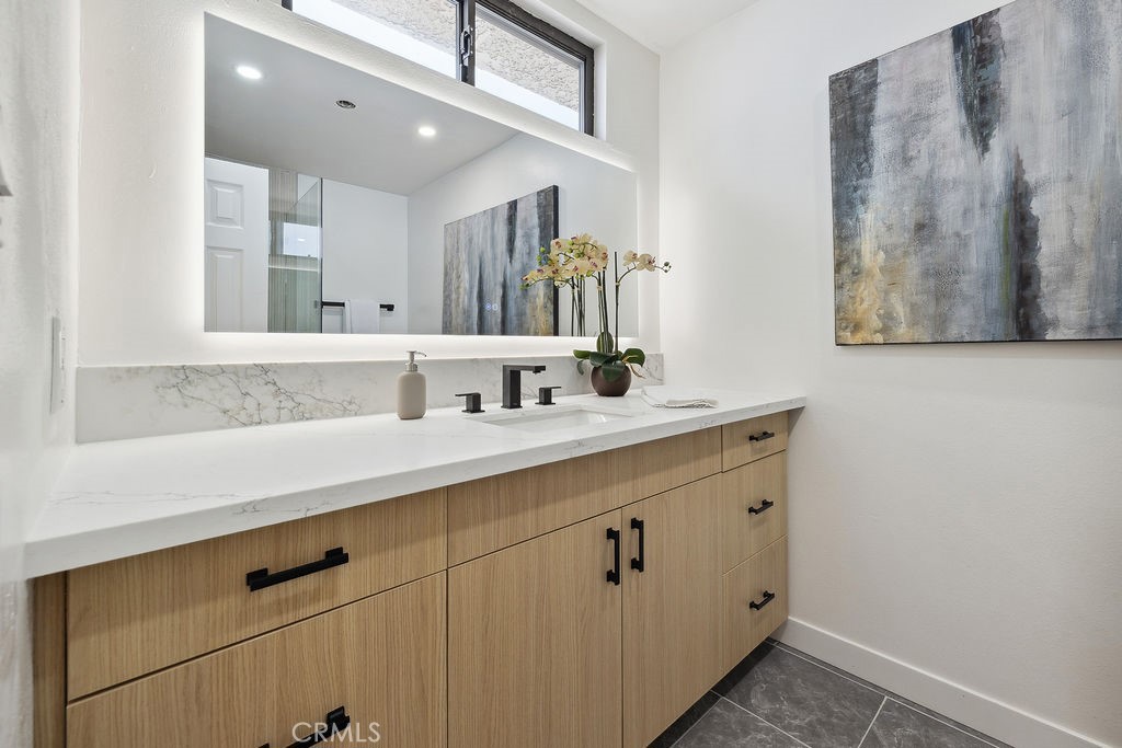 6101 Fulton Avenue, Unit 8 Van Nuys, CA 91401 - Photo 22 of 39