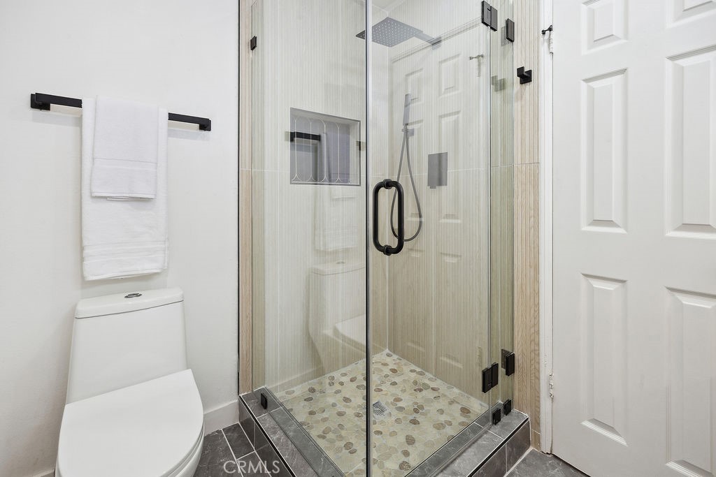 6101 Fulton Avenue, Unit 8 Van Nuys, CA 91401 - Photo 23 of 39