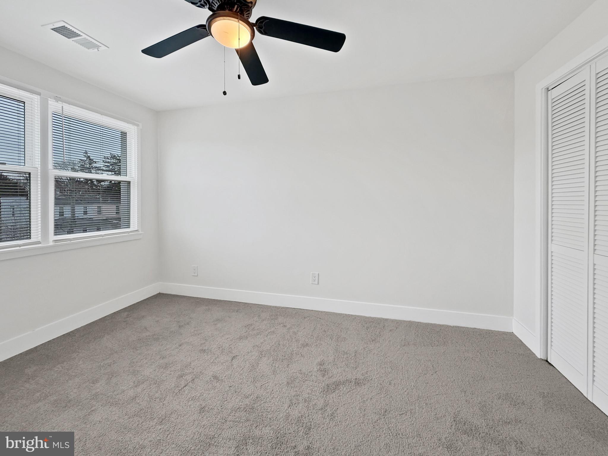 4217 Doris Avenue Baltimore, MD 21225 - Photo 8 of 17