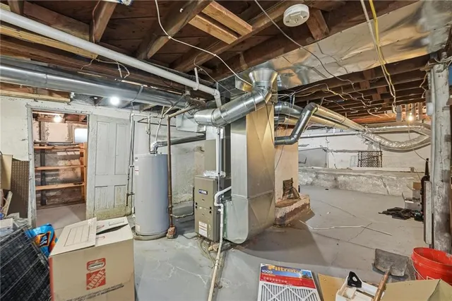 $295,000 | 215 West Walnut Street, Belton, MO 64012