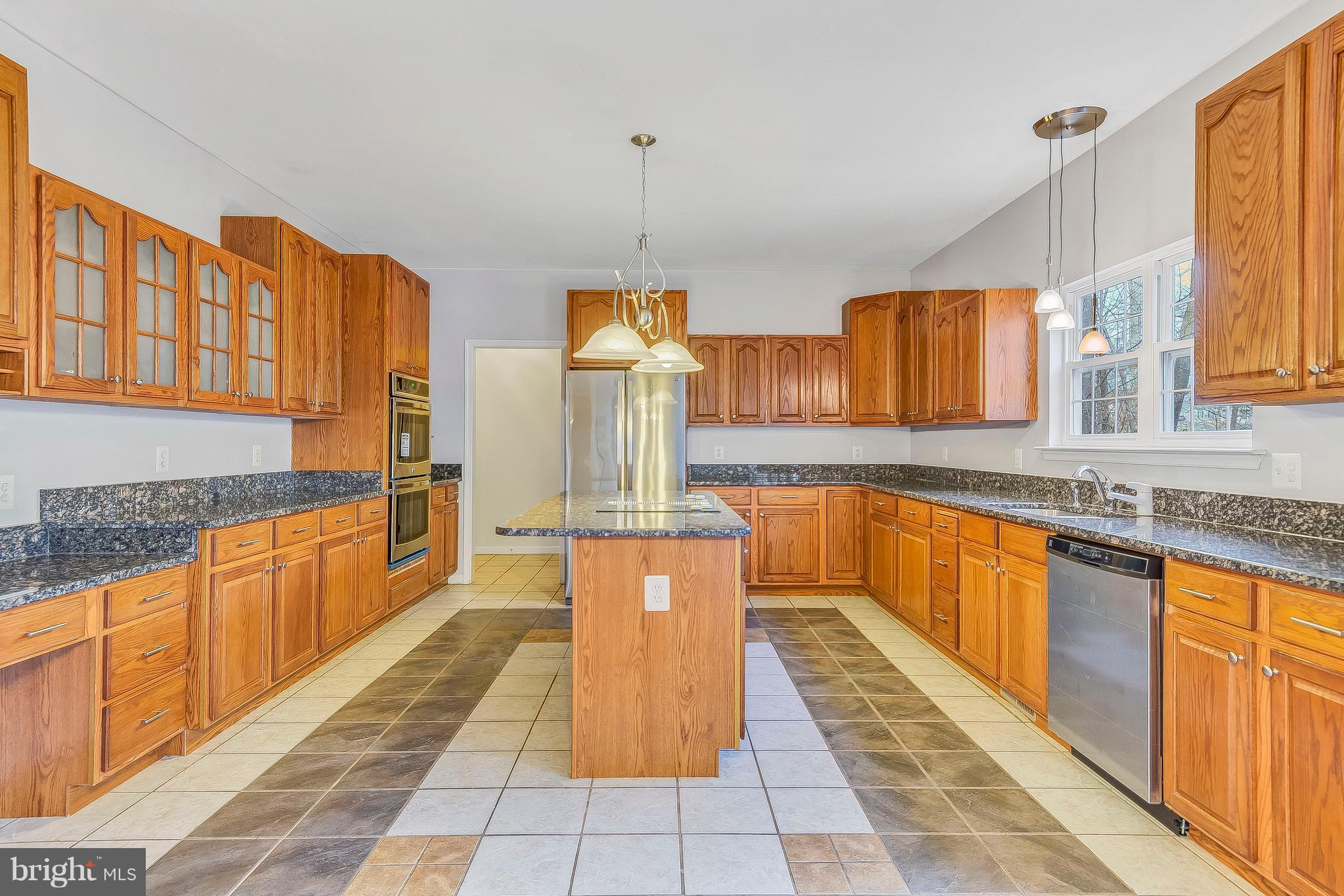 4613 Green Ridge Court Huntingtown, MD 20639 - Photo 8 of 29 New refrigerator, double oven, and dishwasher 2017