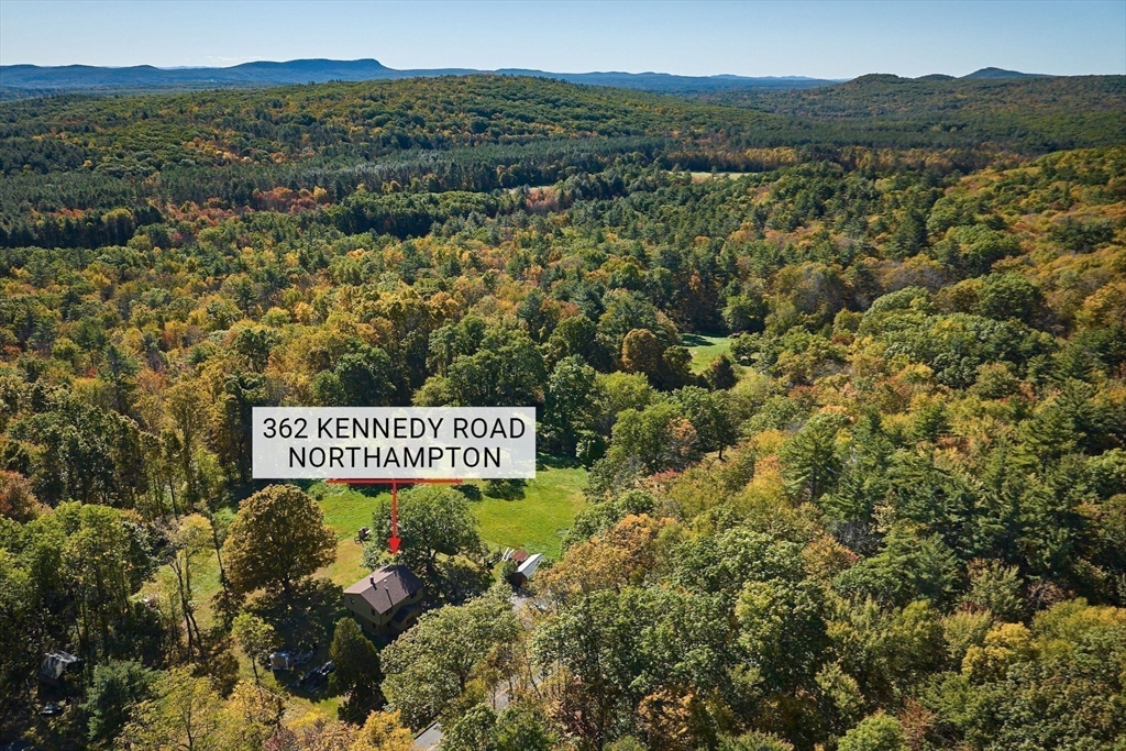 362 Kennedy Road Northampton, MA 01053 - Photo 9 of 42