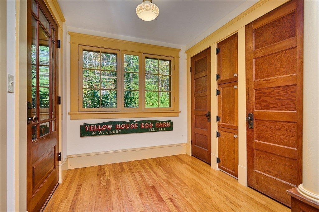 362 Kennedy Road Northampton, MA 01053 - Photo 10 of 42