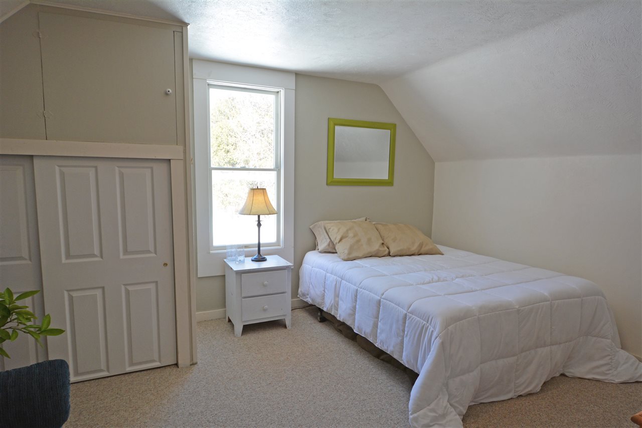 1523 Higgins Road Benzonia, MI 49616 - Photo 21 of 36 1884268-20.JPG