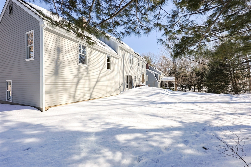 81 Parish Road Needham, MA 02494 - Photo 34 of 38