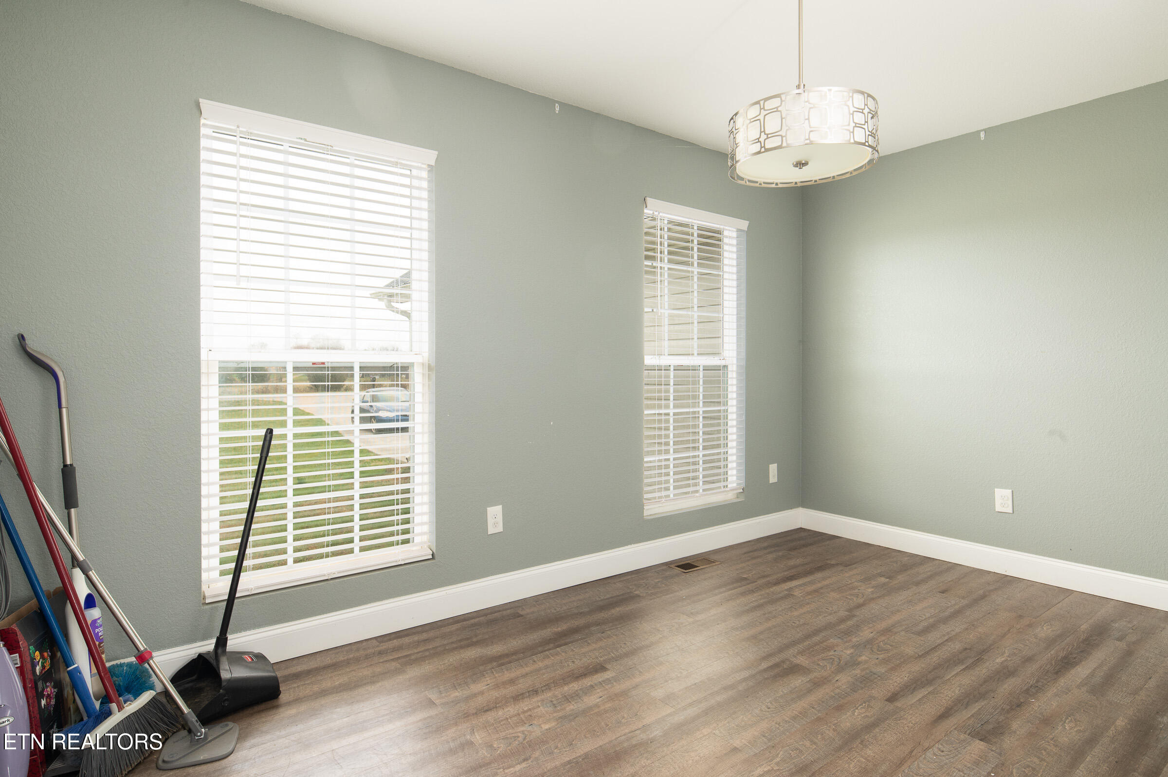 935 Oakland Road Sweetwater, TN 37874 - Photo 13 of 18 JBP_Oakland935_2400px-10