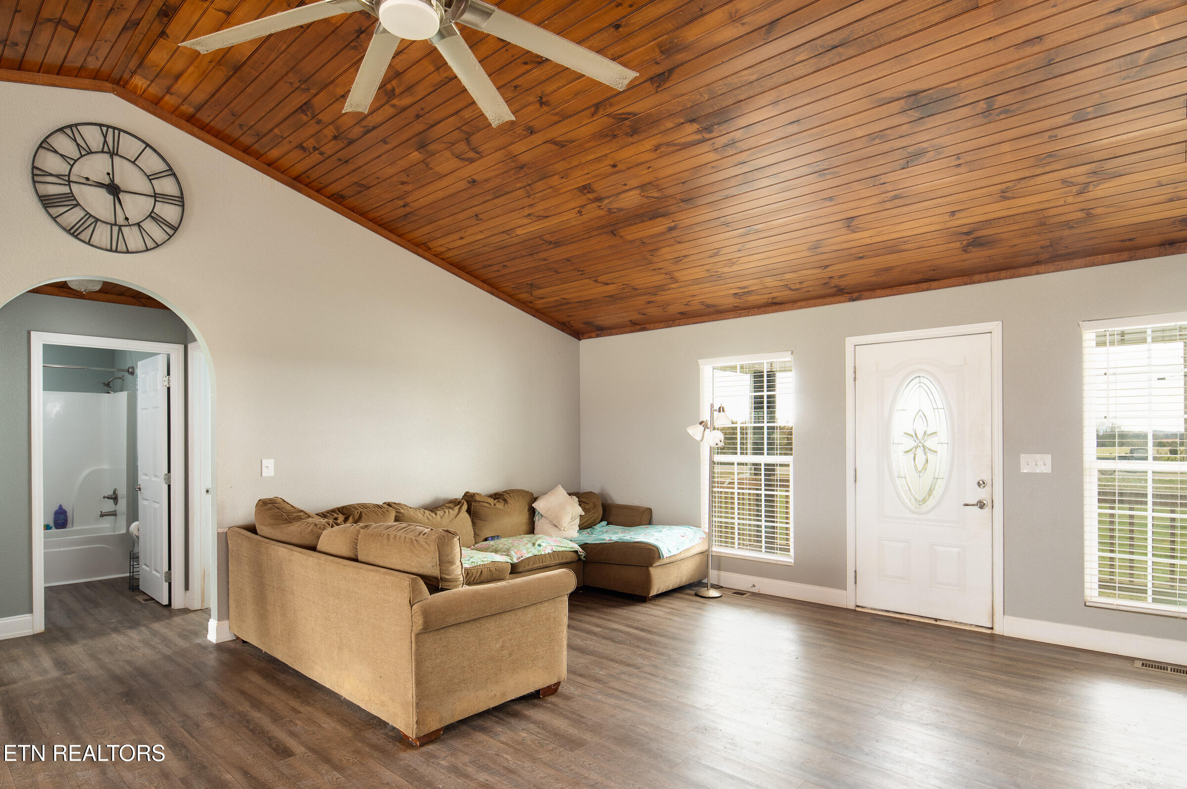 935 Oakland Road Sweetwater, TN 37874 - Photo 5 of 18 JBP_Oakland935_2400px-14