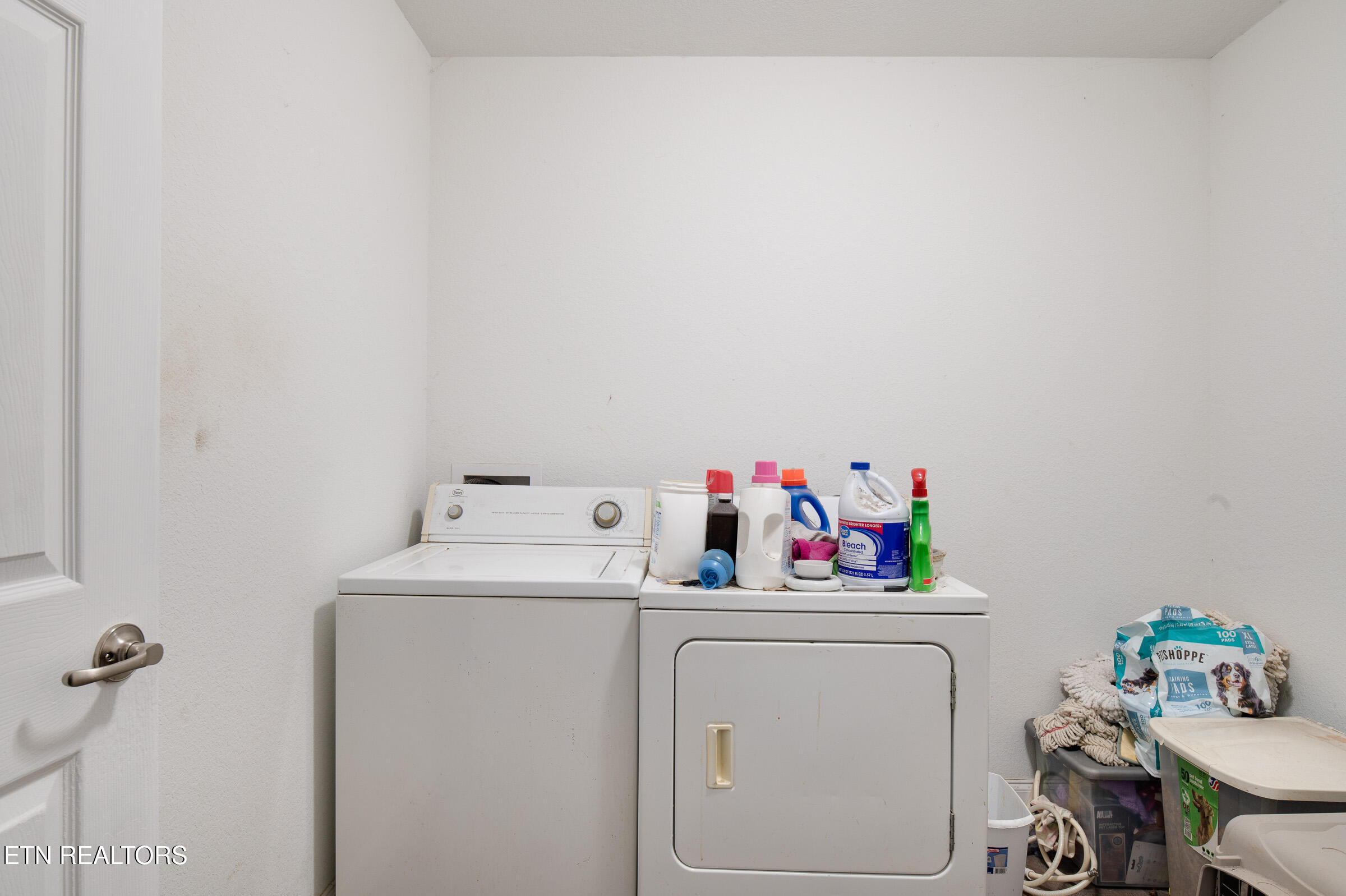 935 Oakland Road Sweetwater, TN 37874 - Photo 8 of 18 JBP_Oakland935_2400px-5