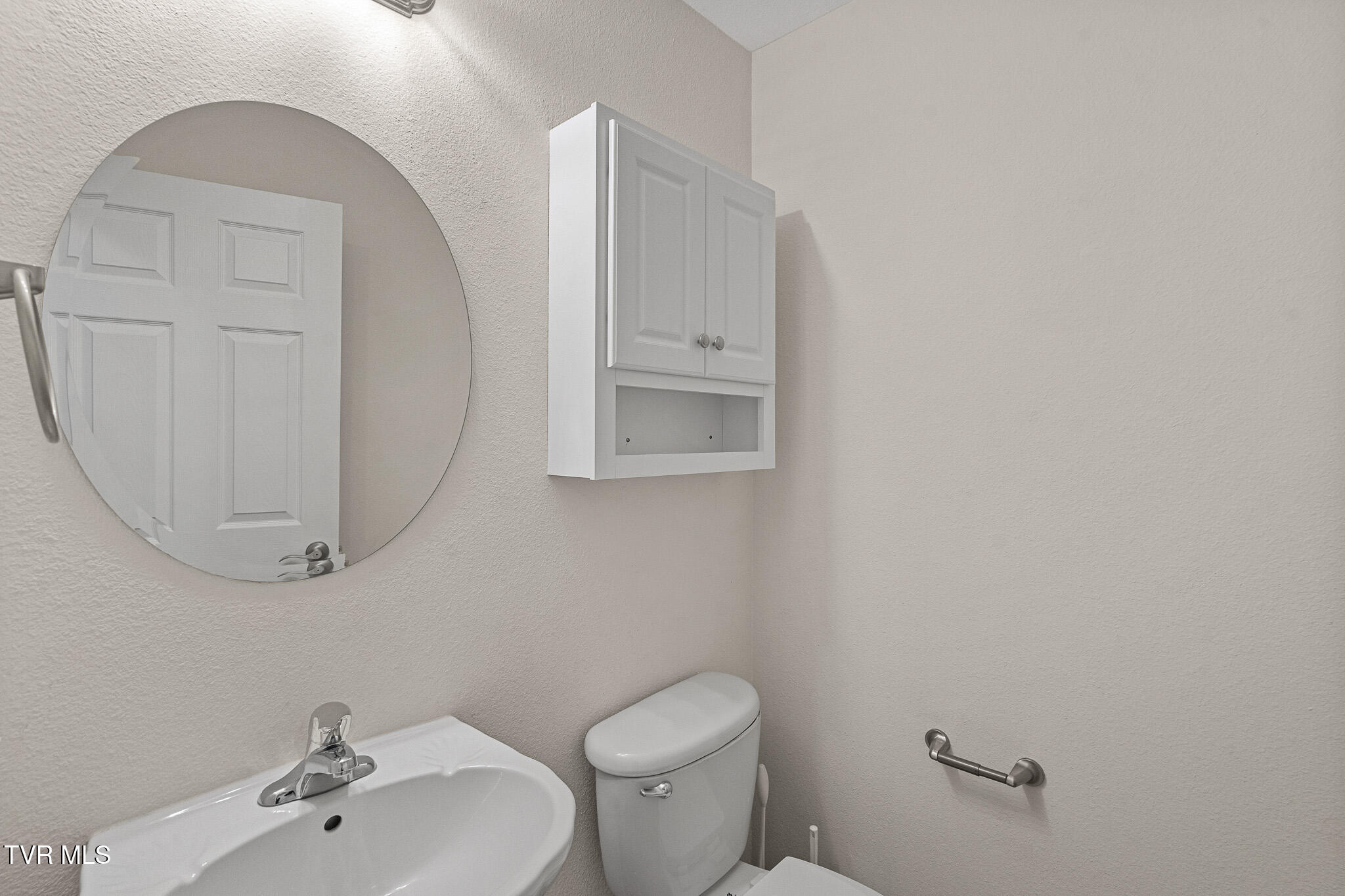 396 Jonesboro Road, Unit 1 Piney Flats, TN 37686 - Photo 6 of 22 Jonesboro Rd 5