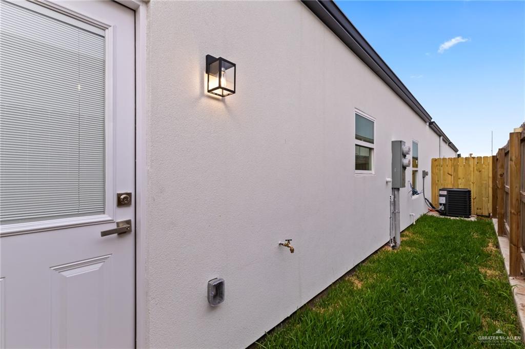 2604 Woodpecker Road, Unit 2 Weslaco, TX 78596 - Photo 15 of 16