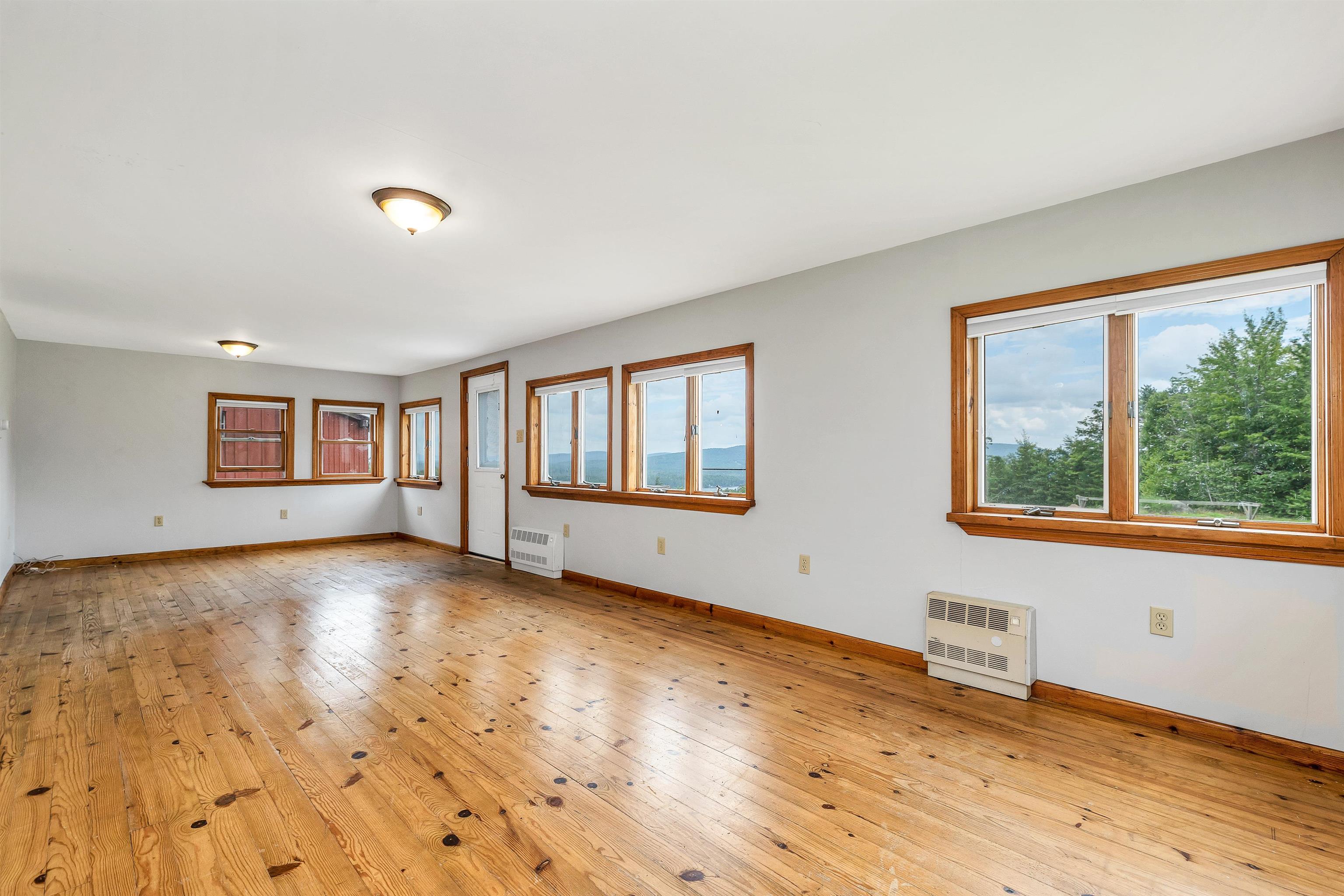 225 Simon Hill Road Effingham, NH 03882 - Photo 11 of 58