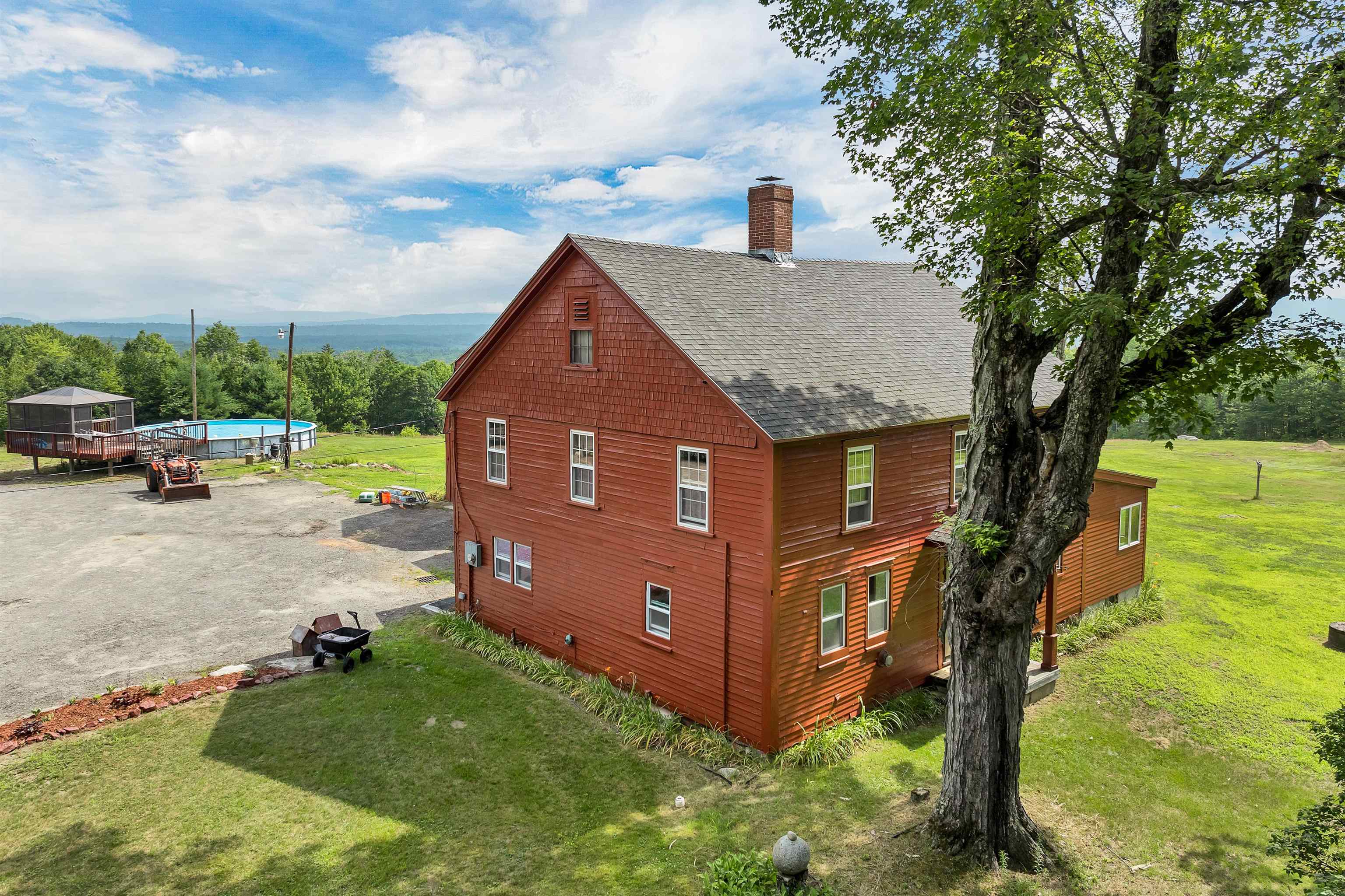 225 Simon Hill Road Effingham, NH 03882 - Photo 3 of 58