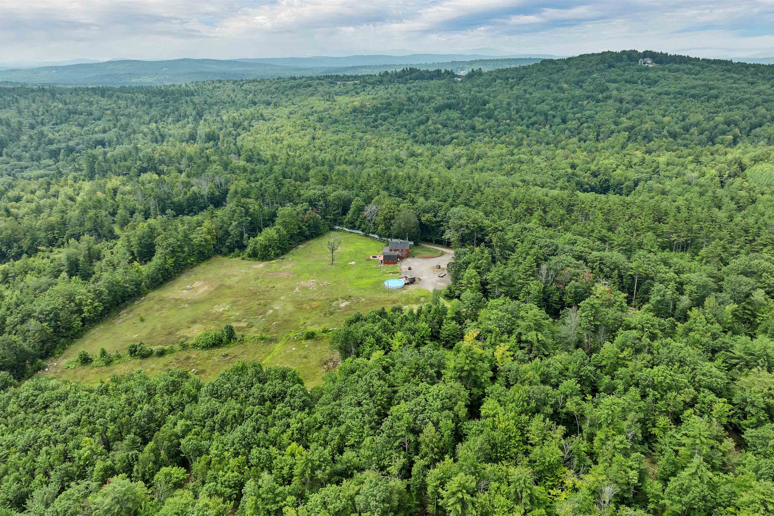 225 Simon Hill Road Effingham, NH 03882 - Photo 51 of 58